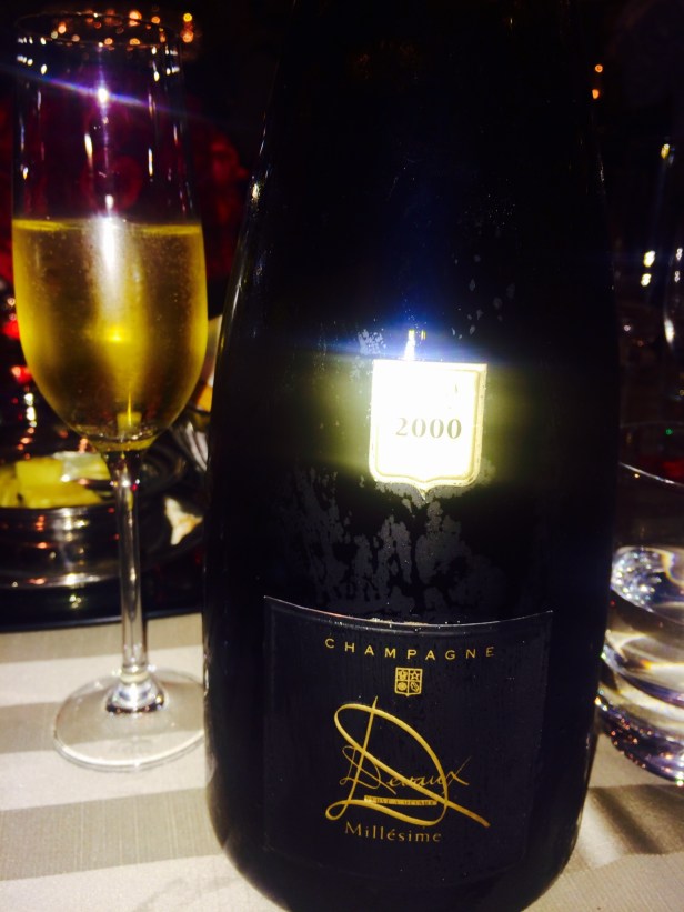 Devaux D Millesime 2000 : 50% Pinot Noir & 50% Chardonnay Aged 7 years in the cellar.